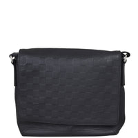 Louis Vuitton District PM Messenger Damier Infini Front