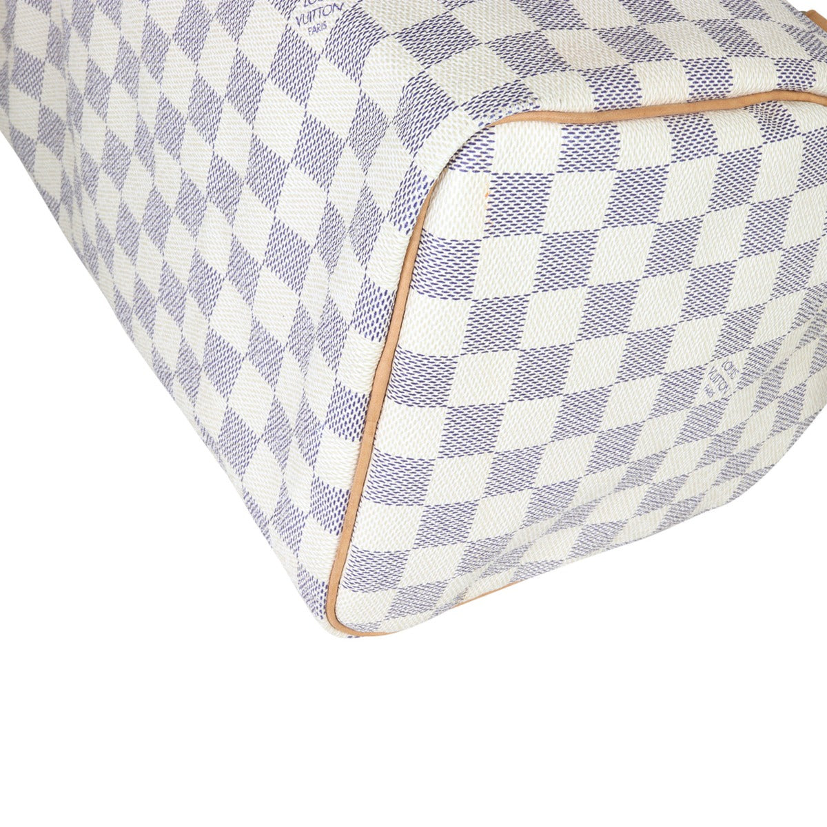 Louis Vuitton Speedy 30 Damier Azur Corner Closeup