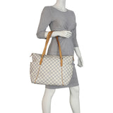 Louis Vuitton Totally MM Damier Azur Mannequin