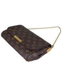 Louis Vuitton Favorite MM Monogram Corner Distance