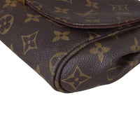 Louis Vuitton Favorite MM Monogram Corner Closeup