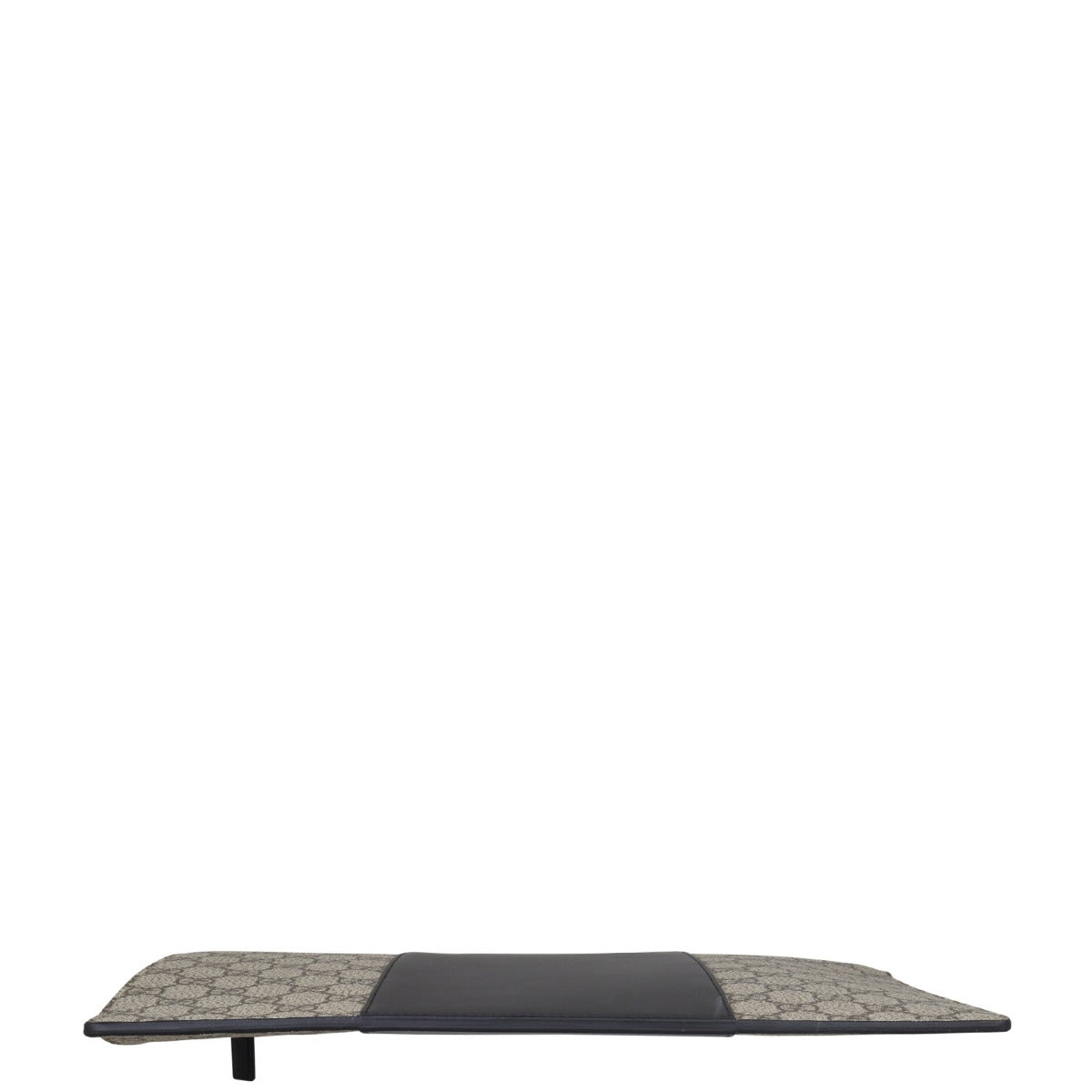 Gucci GG Supreme Pouch Base