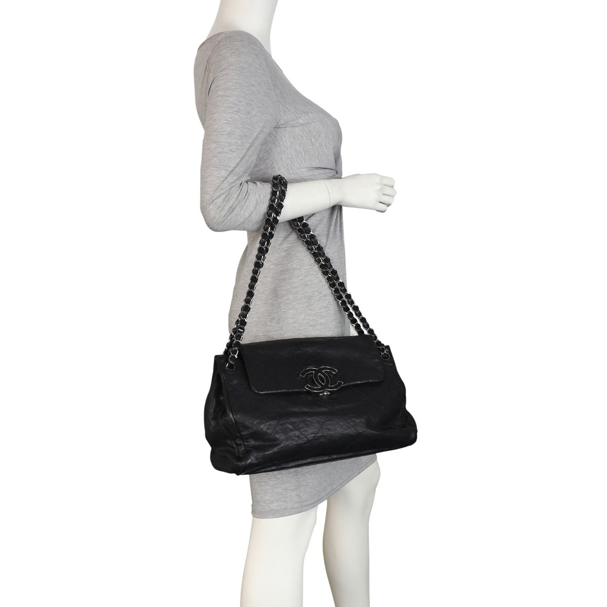 Chanel Hamptons CC Flap Bag Mannequin