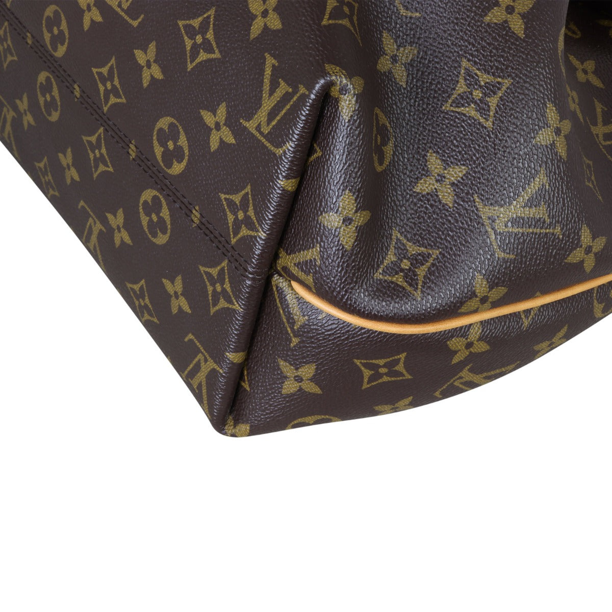 Louis Vuitton Turenne MM Monogram Corner Close Up