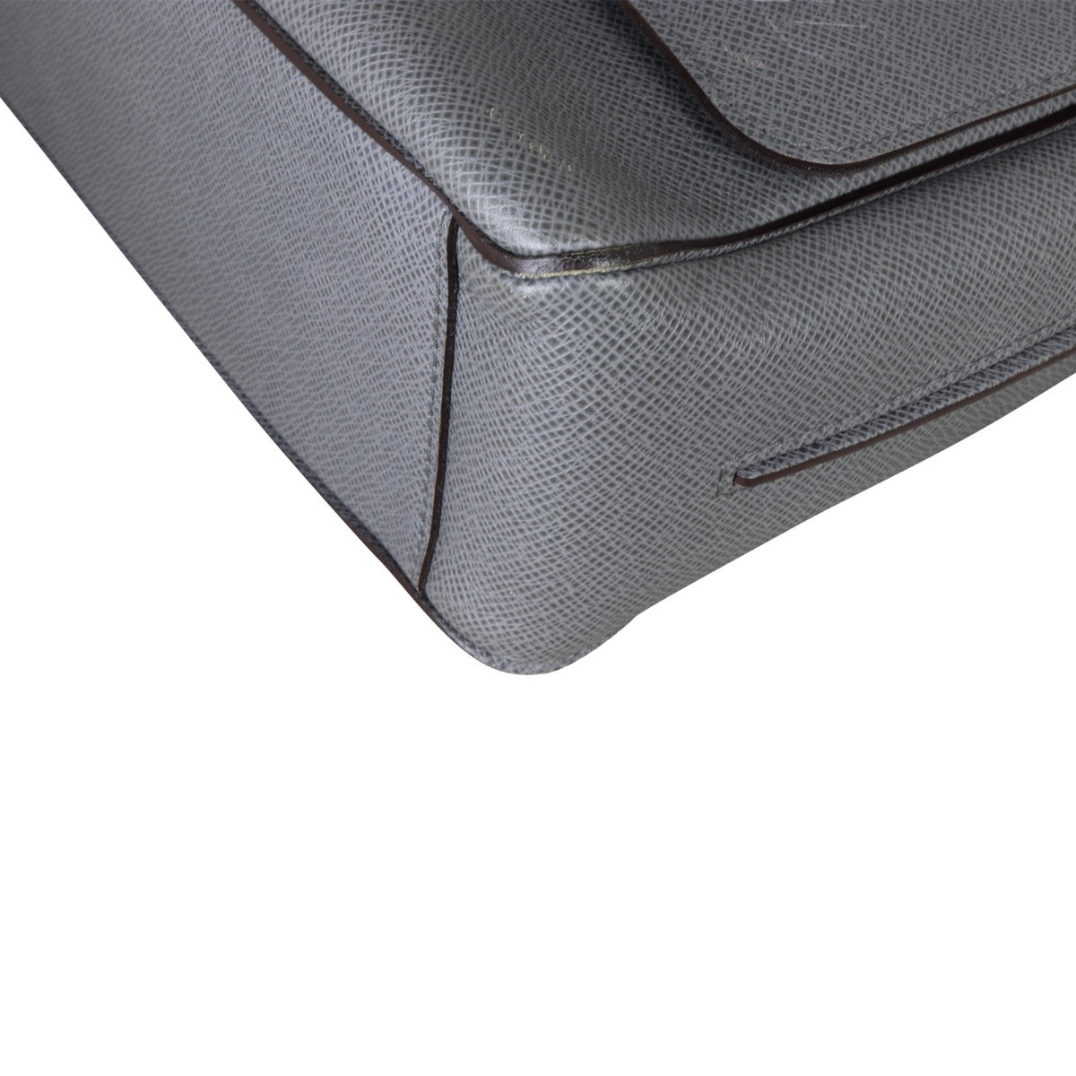 Louis Vuitton Taiga Roman Messenger Bag Corner Close Up