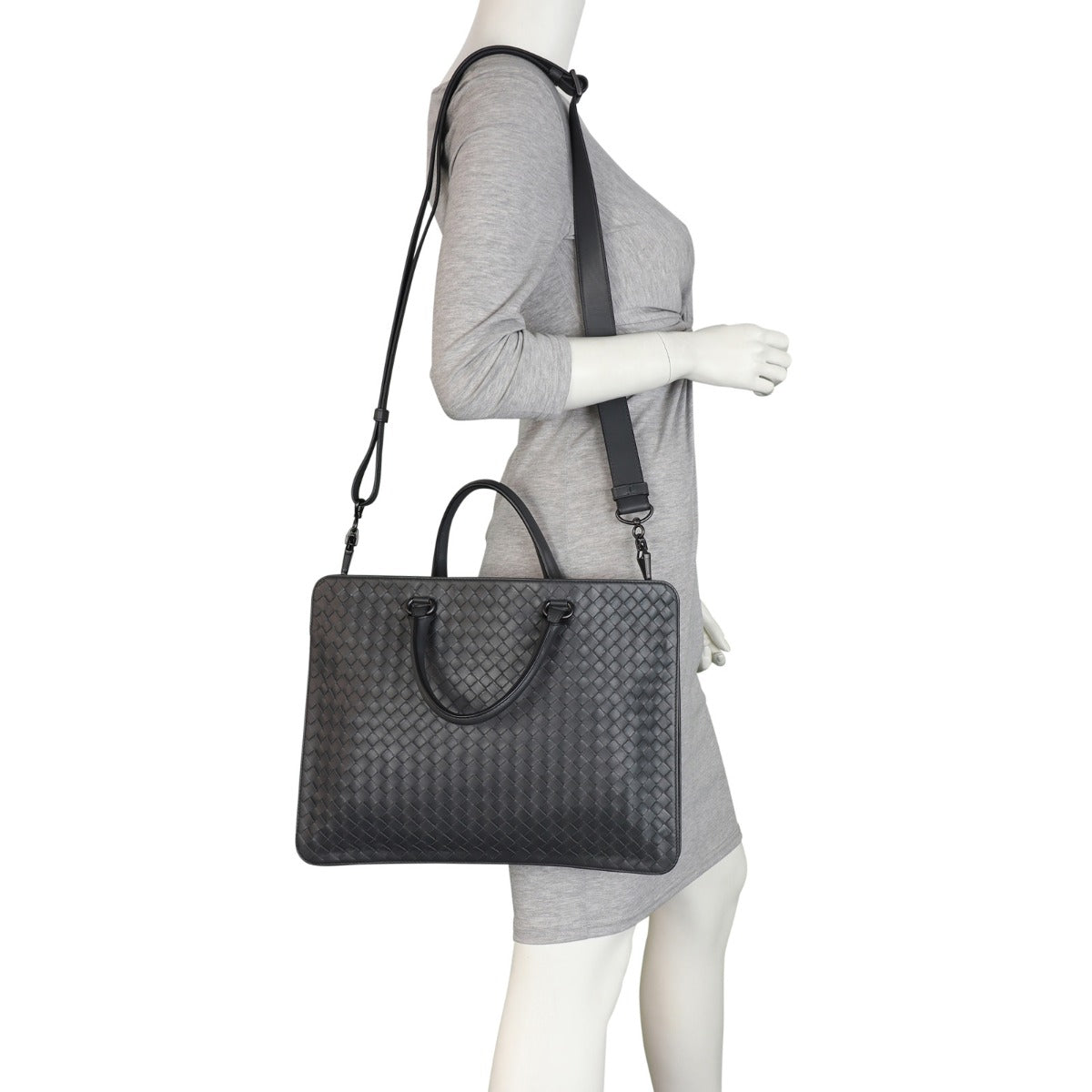 Bottega Veneta Intrecciato Briefcase Mannequin