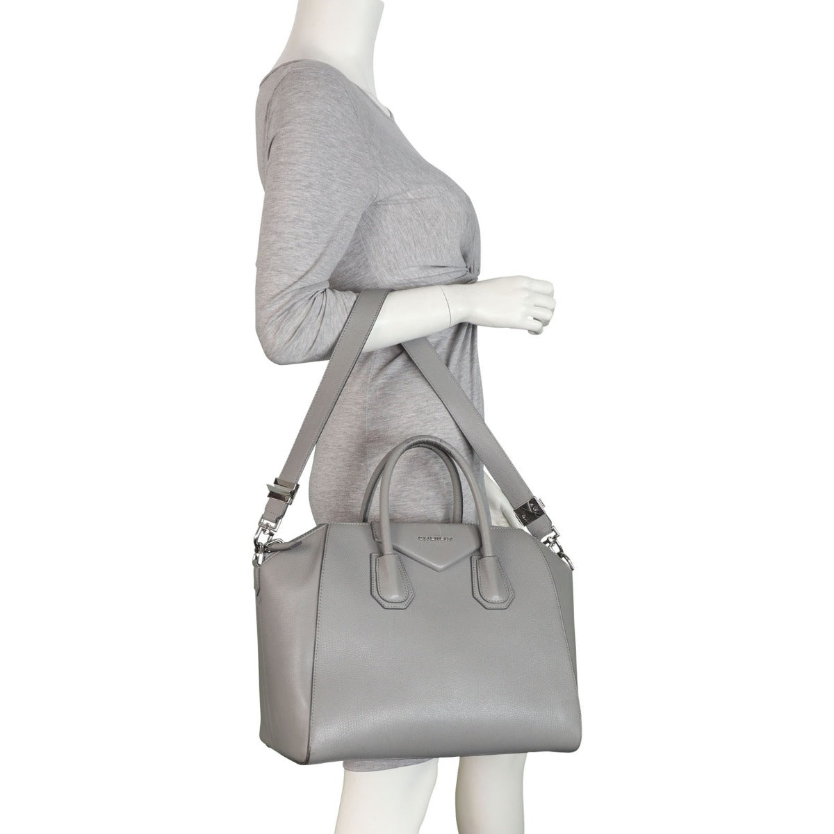 Givenchy Antigona Medium Mannequin