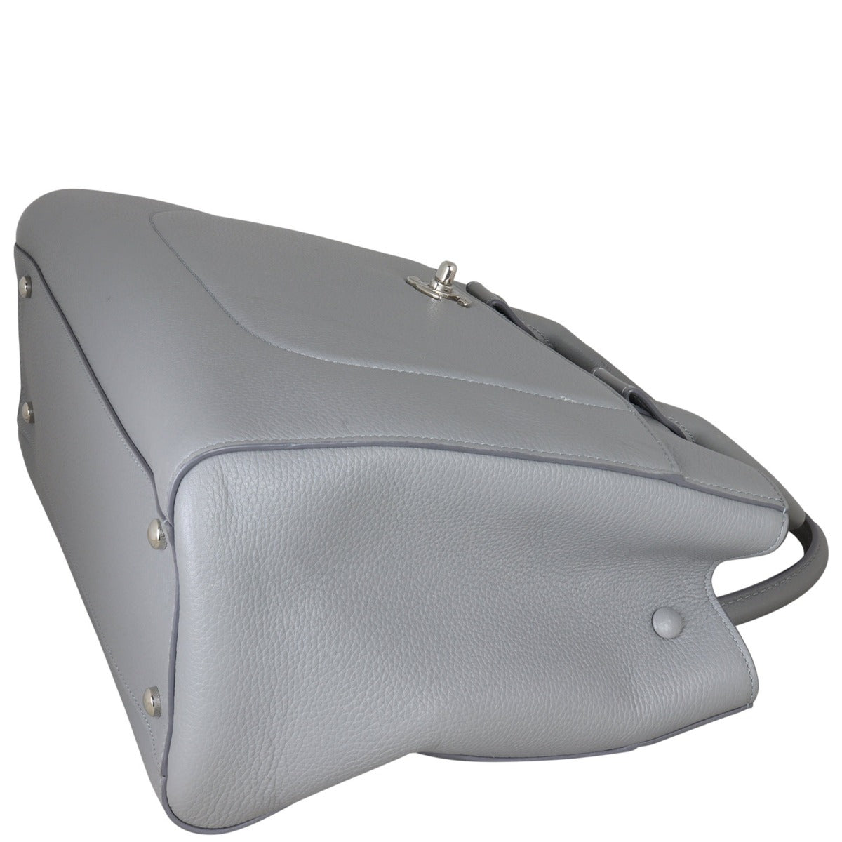 Chanel Neo Executive Small Tote Corner Distance