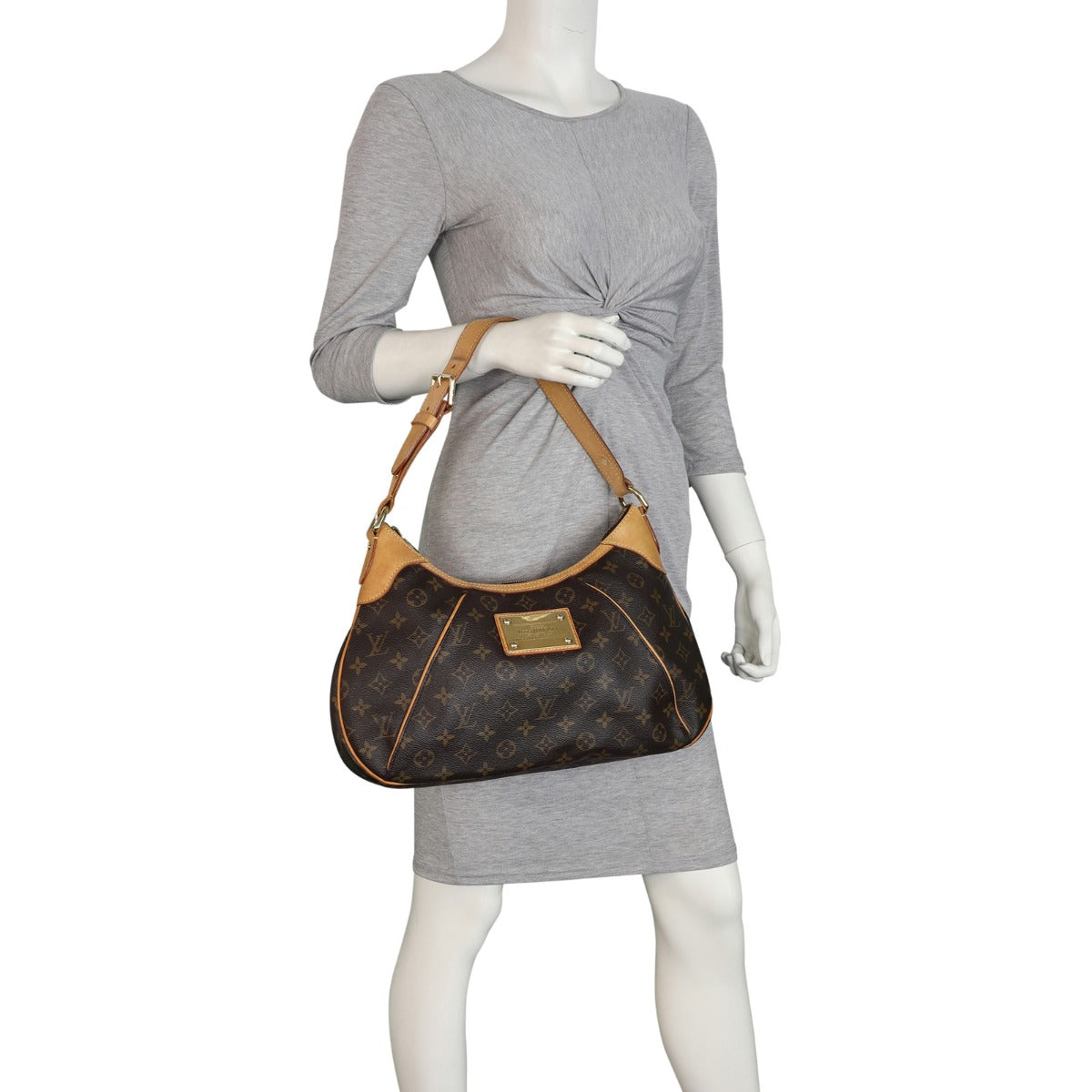 Louis Vuitton Thames GM Monogram Mannequin