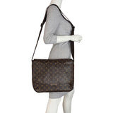 Louis Vuitton Beaubourg Messenger Monogram Mannequin