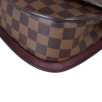 Louis Vuitton Wight Damier Ebene Corner Close Up