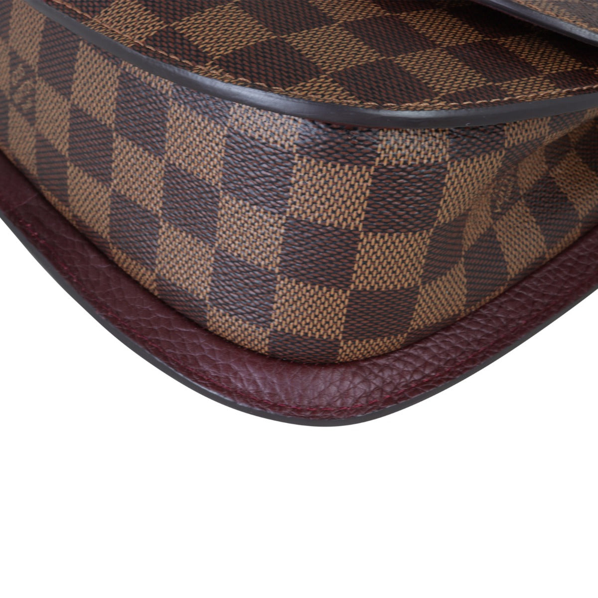 Louis Vuitton Wight Damier Ebene Corner Close Up