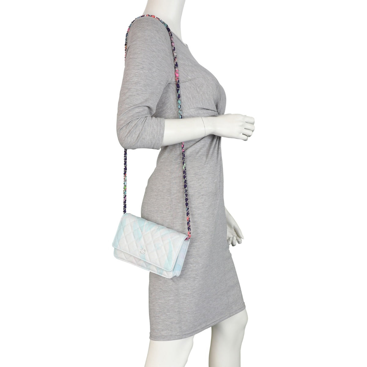 Chanel CC Wallet on Chain Mannequin