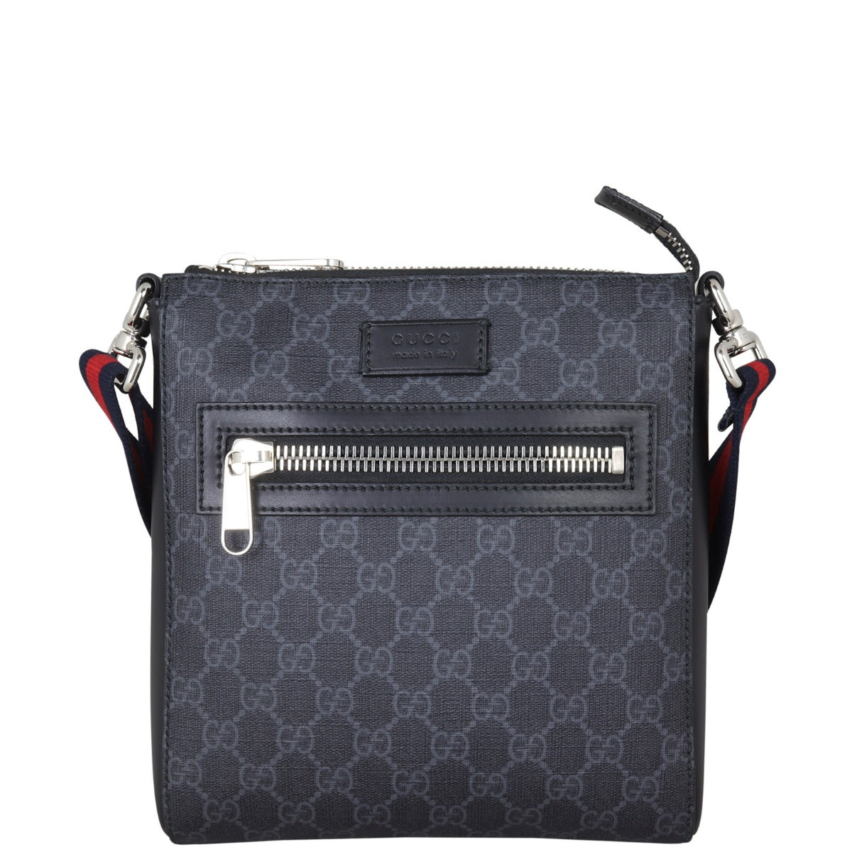 Gucci GG Supreme Messenger Bag Front