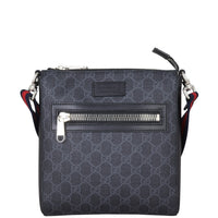 Gucci GG Supreme Messenger Bag Front