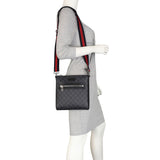 Gucci GG Supreme Messenger Bag Mannequin