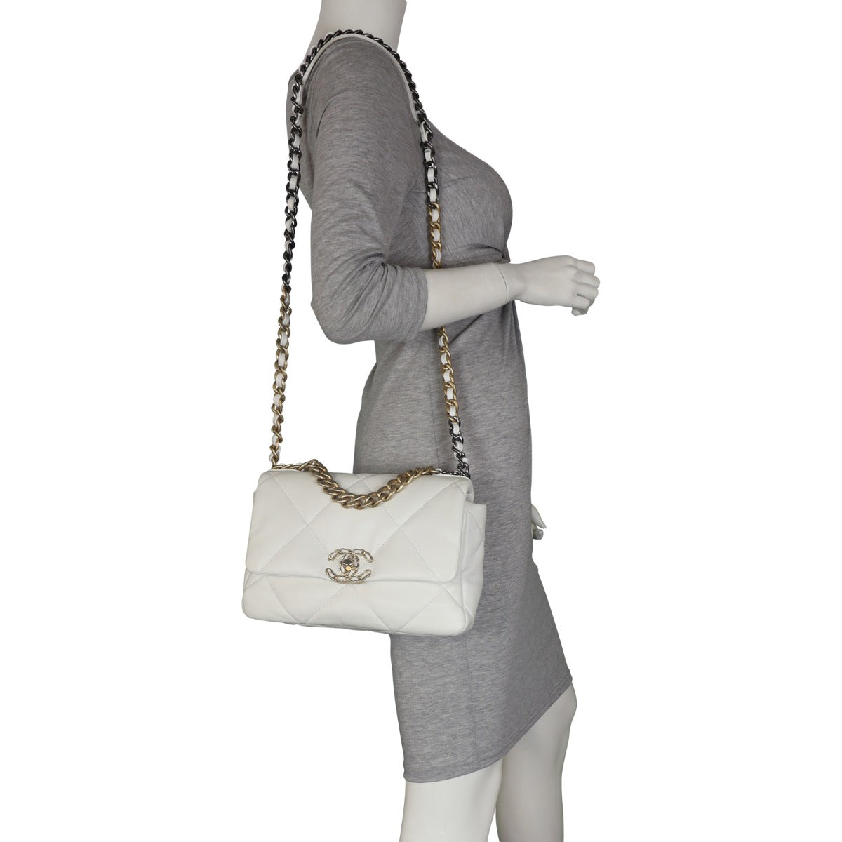 Chanel 19 Flap Bag Medium Mannequin
