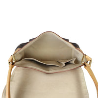 Louis Vuitton Beverly MM Monogram Whole Interior