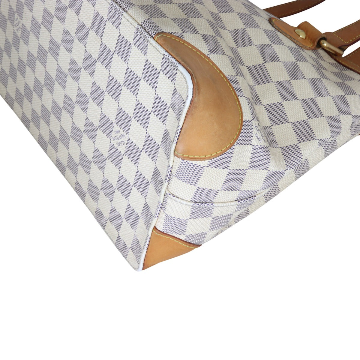 Louis Vuitton Hampstead PM Damier Azur Corner Close Up