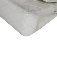 Chanel Classic Double Flap Medium (vintage) Corner Close Up