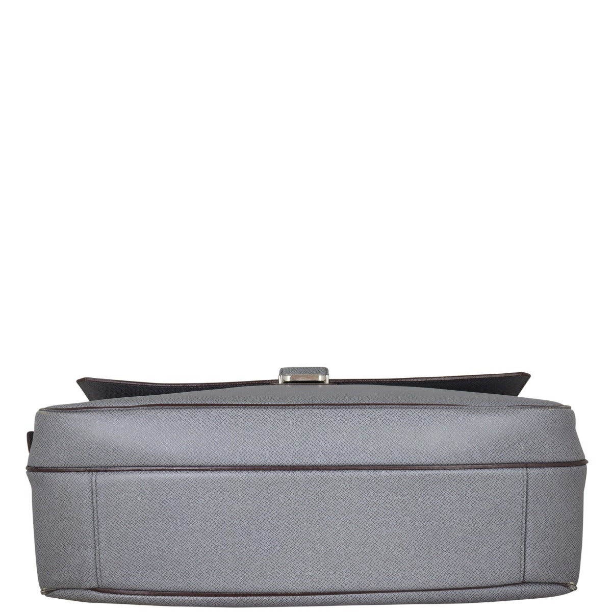 Louis Vuitton Taiga Vassili GM Base