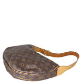 Louis Vuitton Croissant MM Monogram Corner Distance
