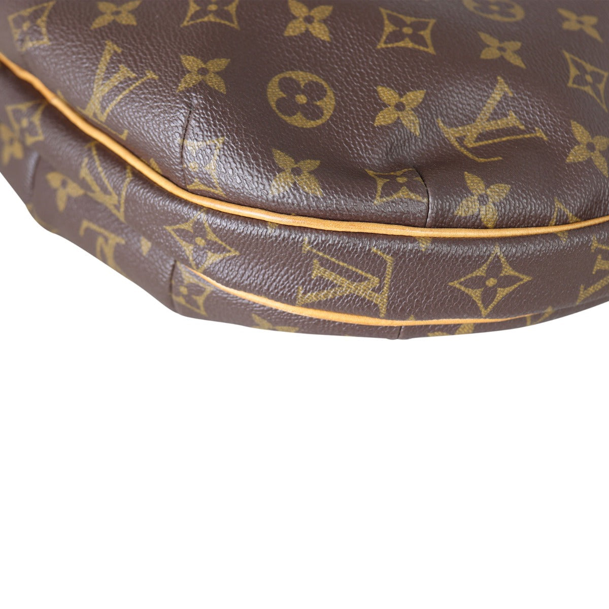Louis Vuitton Croissant MM Monogram Corner Close Up