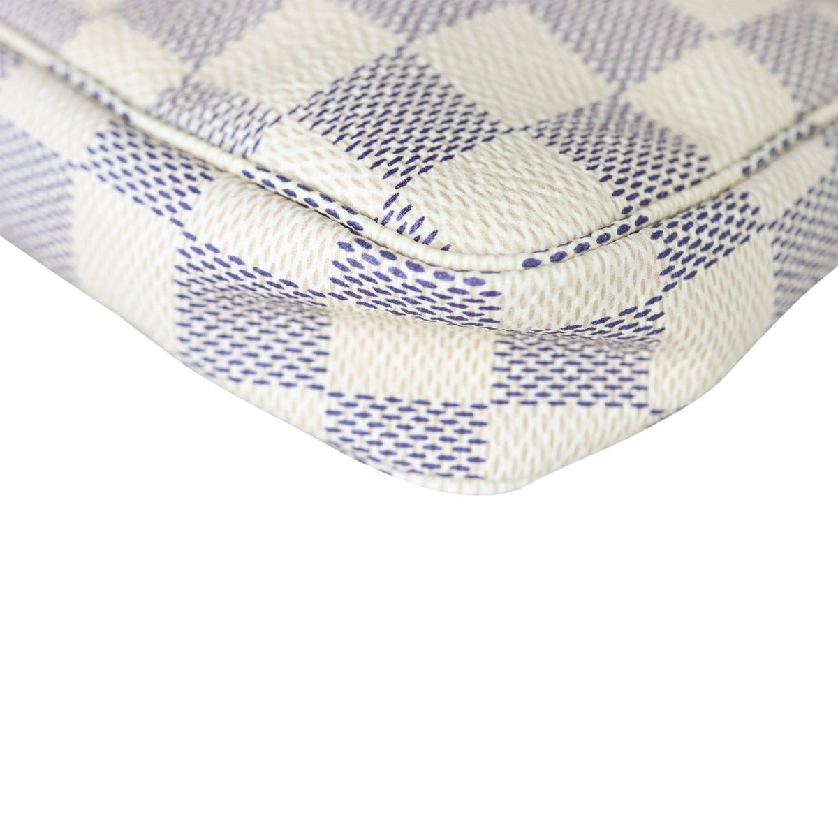 Louis Vuitton Mini Pochette Accessories Damier Azur Corner Close Up