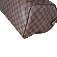 Louis Vuitton Speedy 30 Damier Ebene Corner Close Up