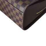 Louis Vuitton Triana Damier Ebene Corner Close Up