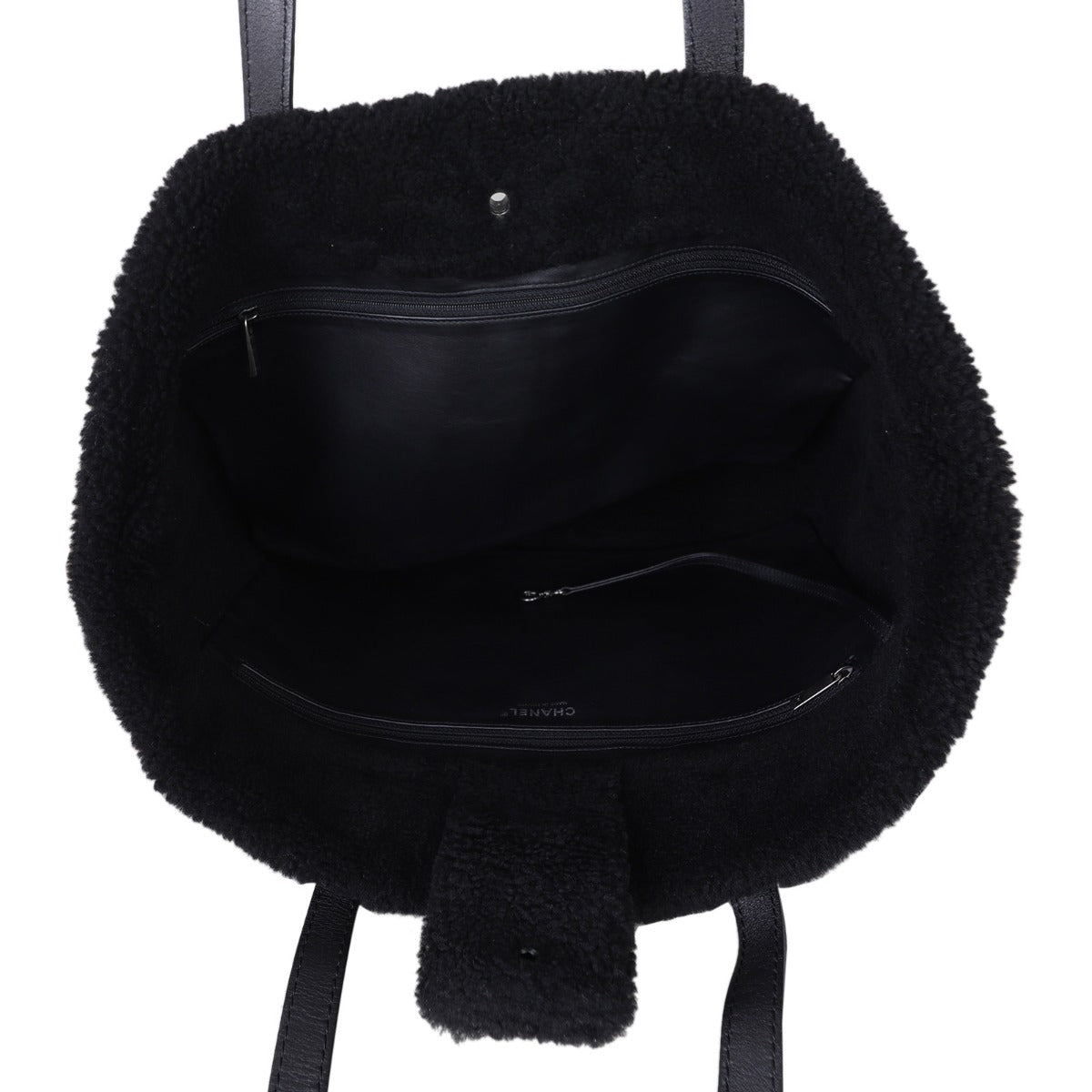 Chanel CC Shearling Tote Whole Interior