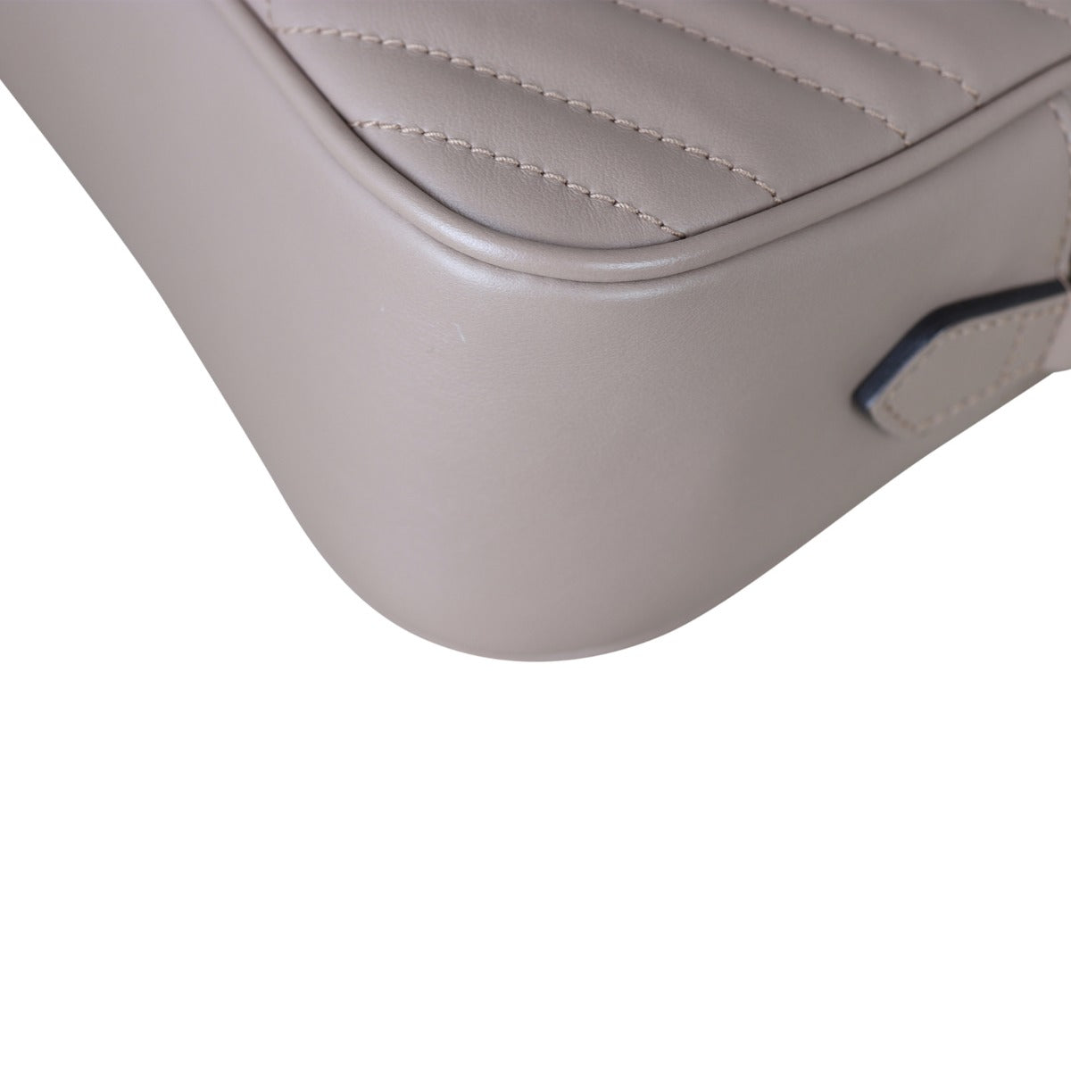 Gucci GG Marmont Small Camera Bag Corner Close Up