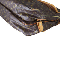 Louis Vuitton Sac Chasse Travel Bag Monogram Corner Close Up