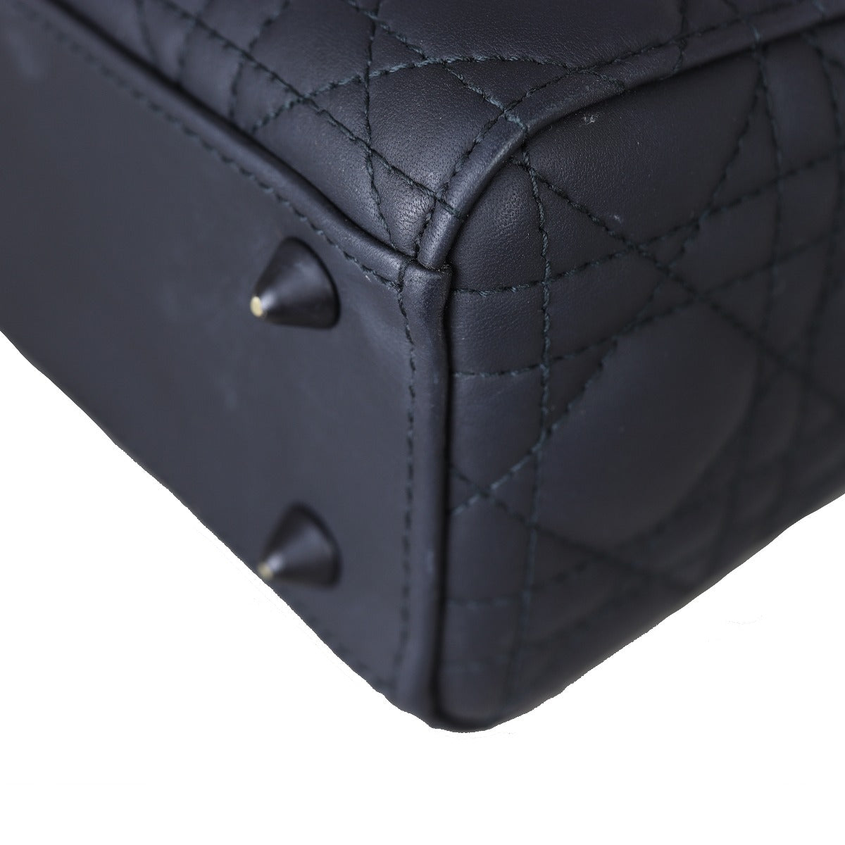 Dior Lady Dior Small Ultramatte Corner Close up