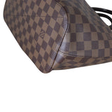 Louis Vuitton Siena Damier Ebene Corner Close  Up