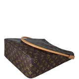 Louis Vuitton Looping GM Monogram Corner Distance