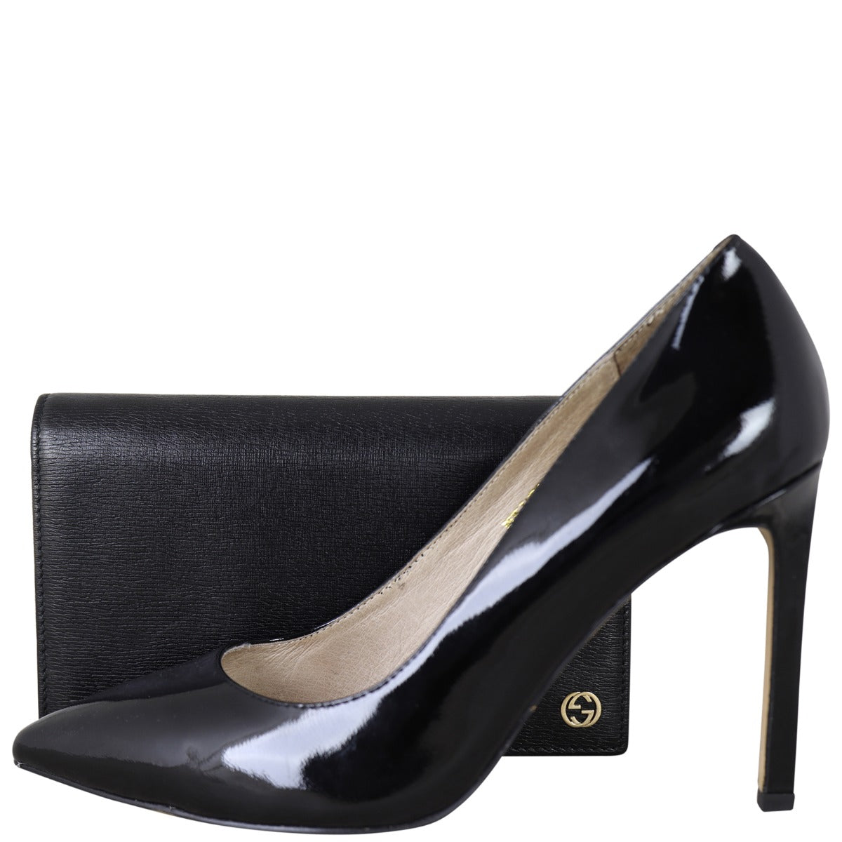 Gucci Betty Chain Wallet Front with Shoe