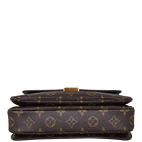 Louis Vuitton Pochette Metis Monogram Base