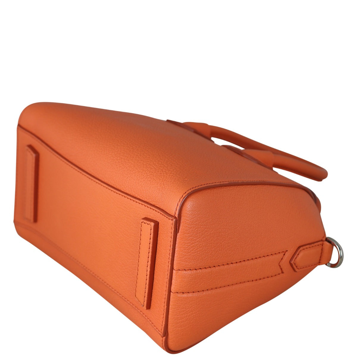 Givenchy Antigona Mini Corner Distance