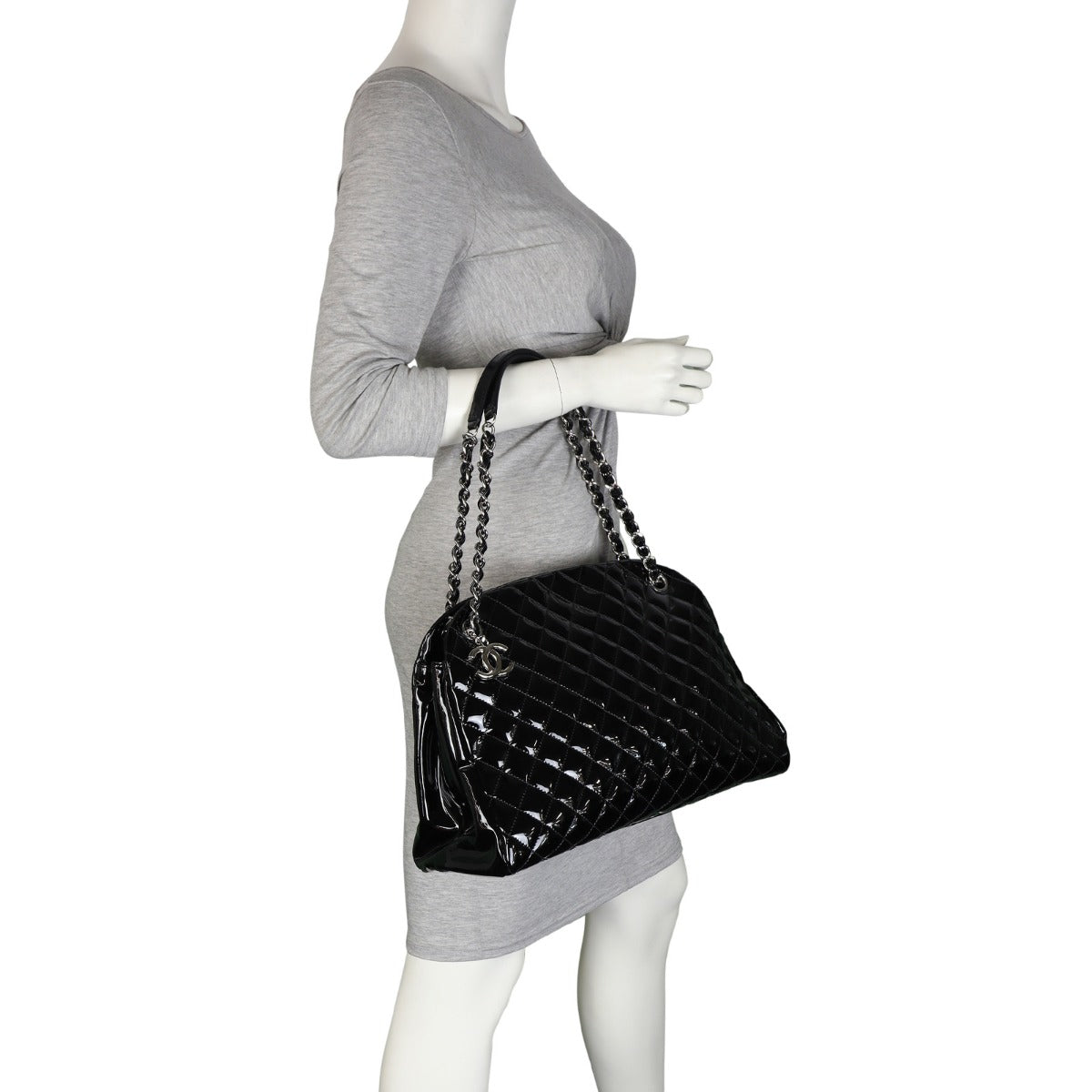 Chanel Mademoiselle Bowler Bag Patent Large mannequin