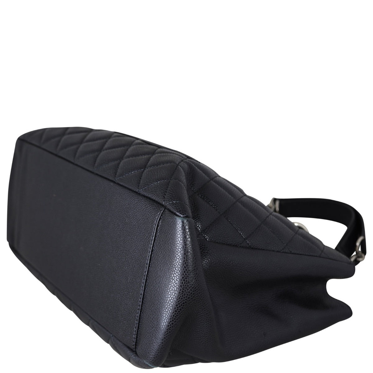 Chanel Grand Shopping Tote Corner Distance