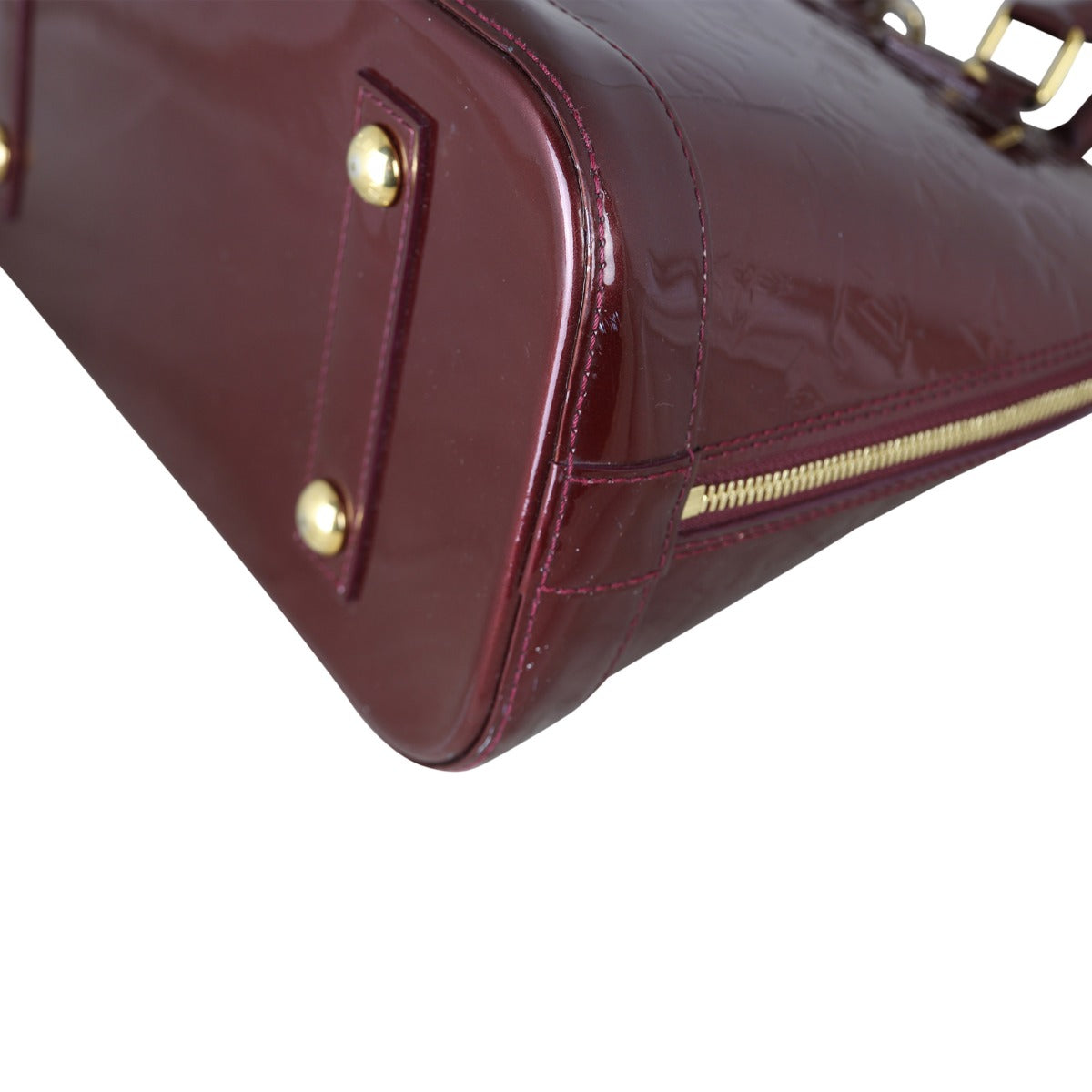 Louis Vuitton Alma PM Monogram Vernis Corner Close up