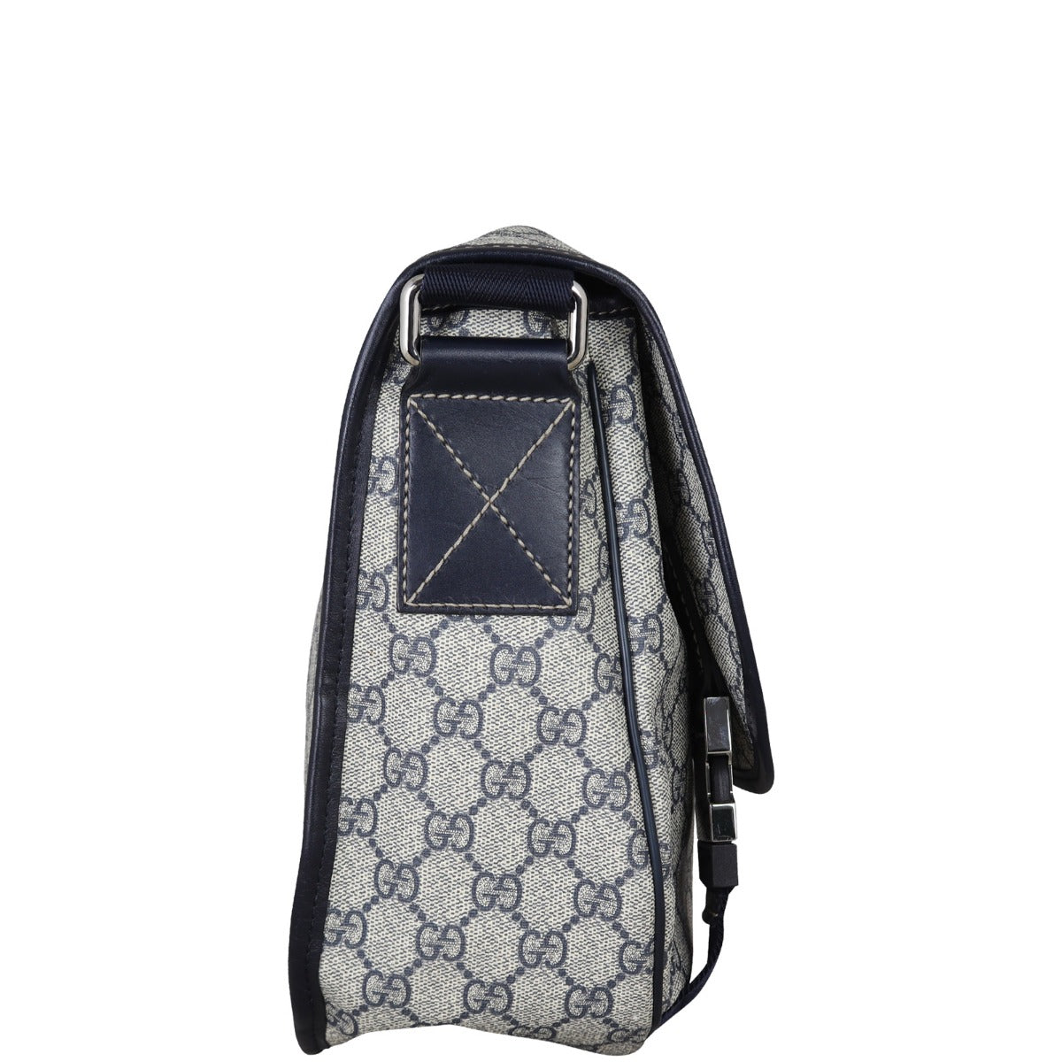 Gucci GG Supreme Messenger Bag Side