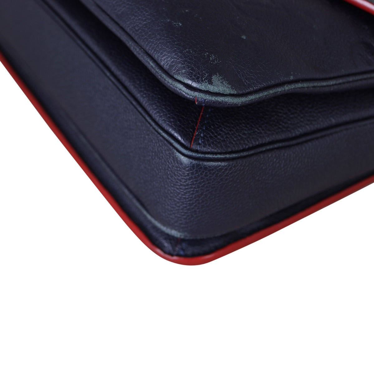 Louis Vuitton Pochette Metis Monogram Empreinte Corner Close Up