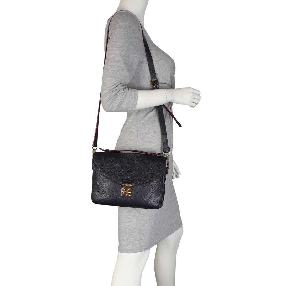 Louis Vuitton Pochette Metis Monogram Empreinte Mannequin