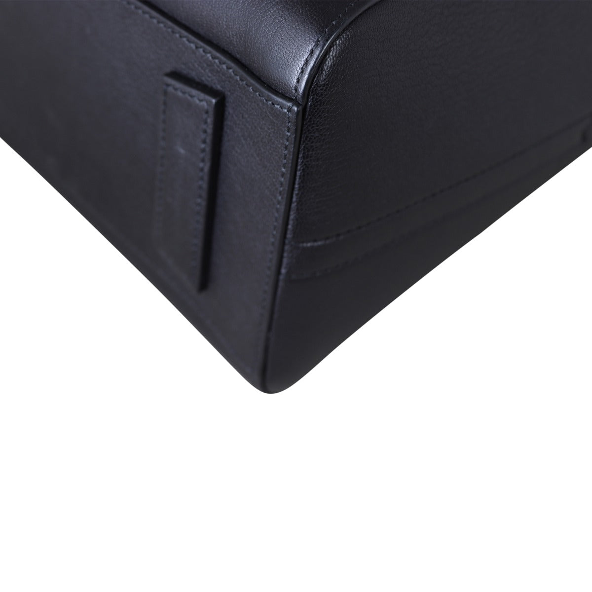 Givenchy Antigona Small Corner Close Up