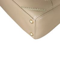 Chanel Vintage CC Surpique Shoulder Bag Corner Close Up