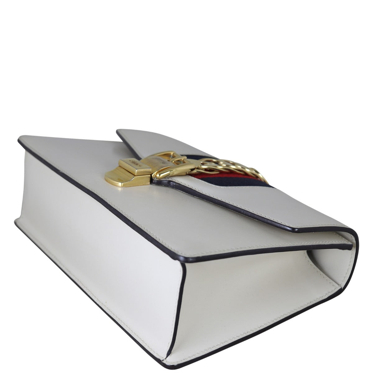 Gucci Sylvie Small Shoulder Bag Corner Distance