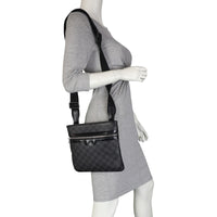Louis Vuitton Thomas Messenger Bag Damier Graphite Mannequin