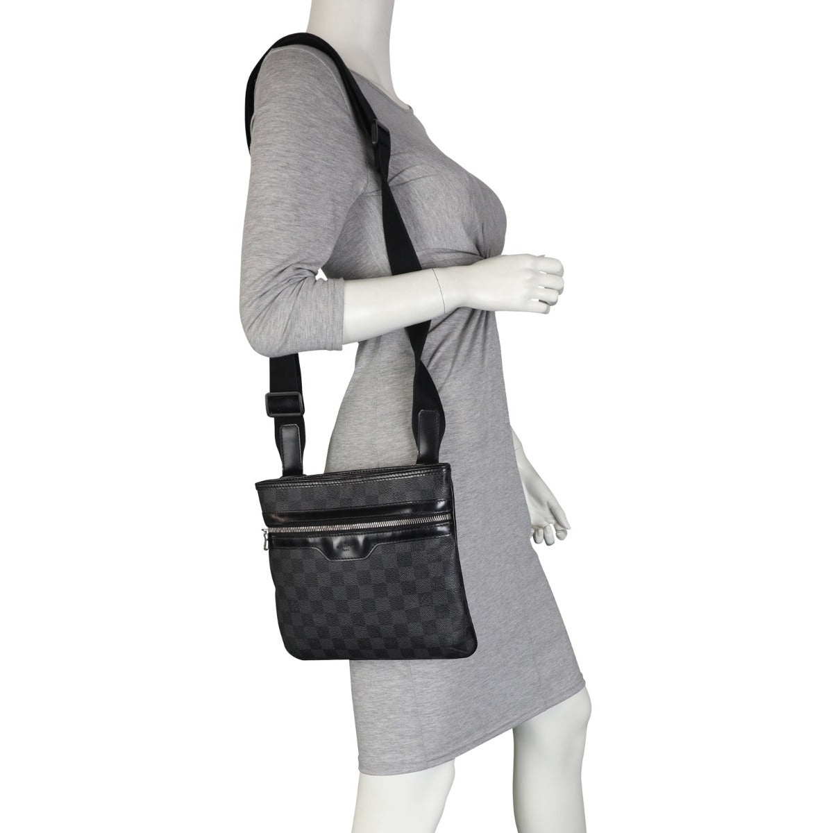 Louis Vuitton Thomas Messenger Bag Damier Graphite Mannequin